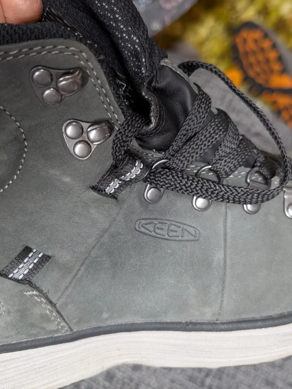 Keen Men's Gray Lace-Up Hiking Boots